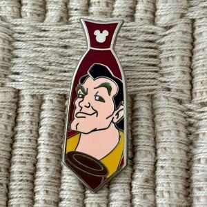 DISNEY 2015 Beauty and the Beast Gaston Villains Necktie Pin